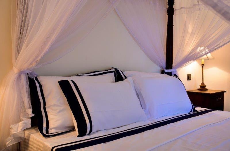 Headman House Antique Villa - A Seaside Royal Stay 阿杭格默 外观 照片